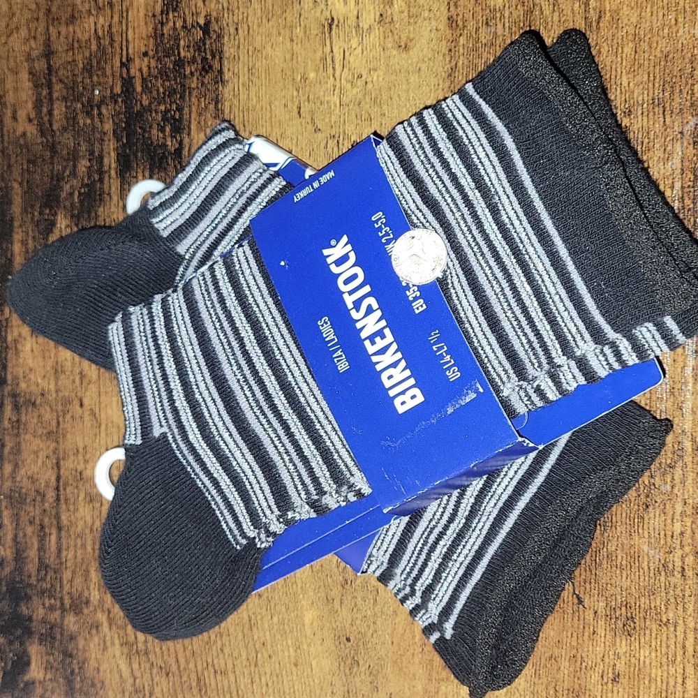 NWT Birkenstocks Ibiza black/silver socks size 4-7.5